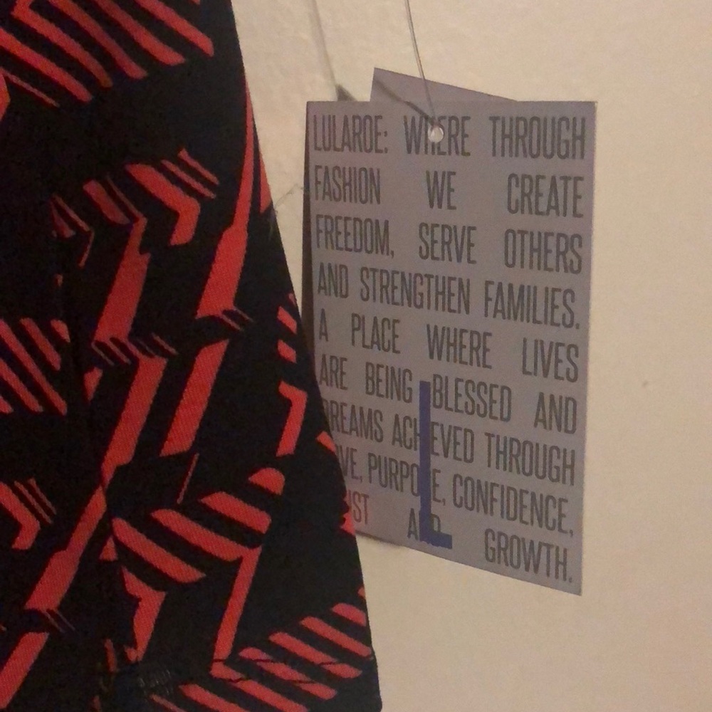 Lularoe Randy t - Picture 3 of 3